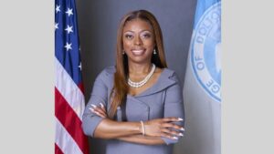 ¿Quién es Tiffany Henyard?  Salario y patrimonio neto del alcalde de Illinois en 2024