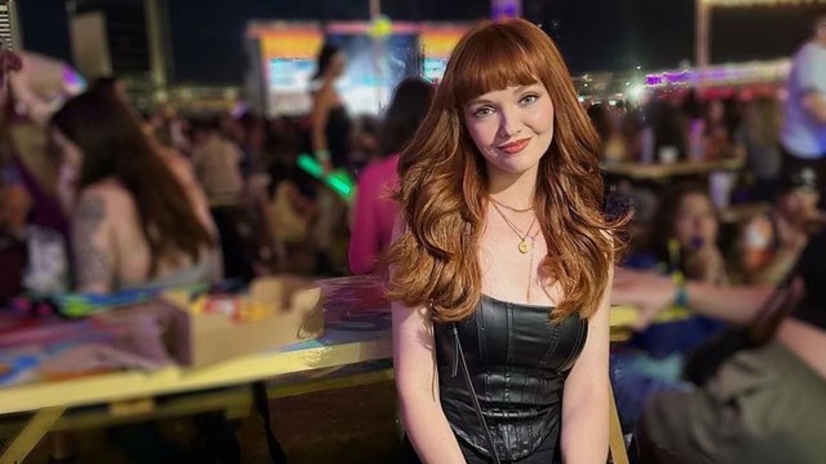 Hannah Rose May in all black outfit